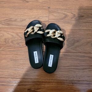 Steve Madden Black Sandals with Gold Chain